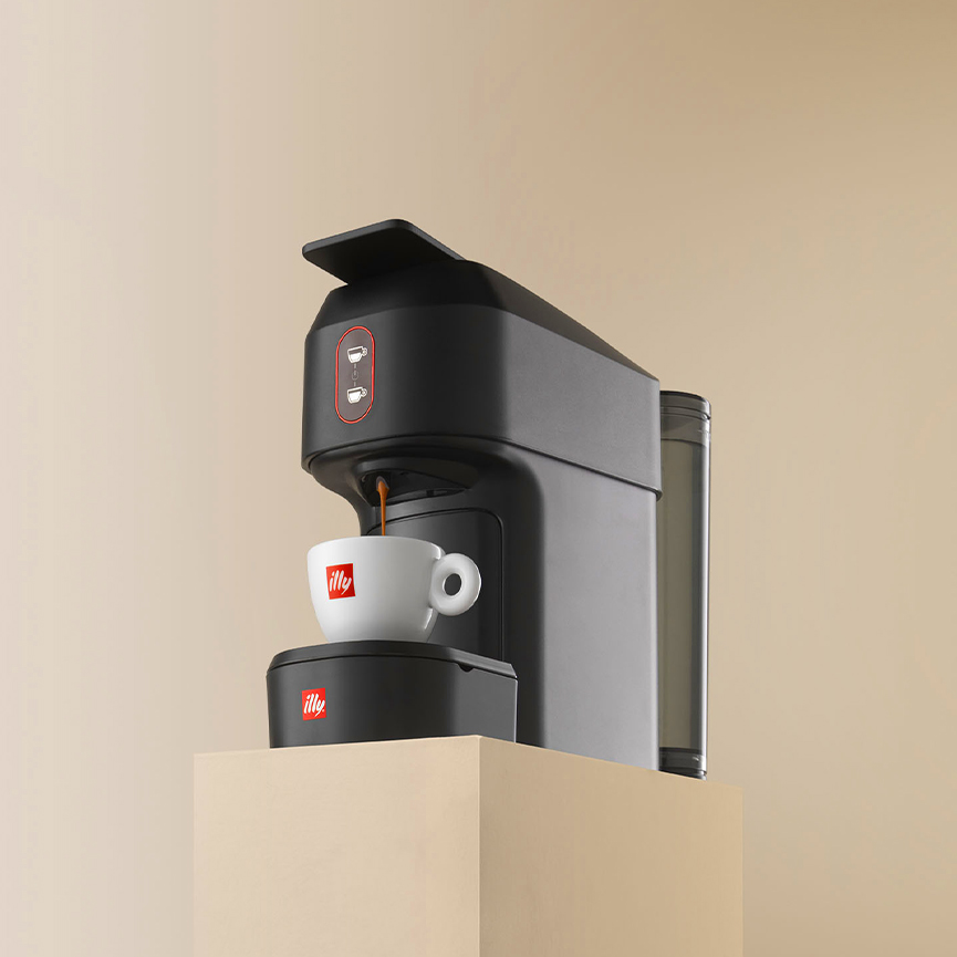 Kit-Capsule di caffè illy+macchina caffè in regalo - CheAmor